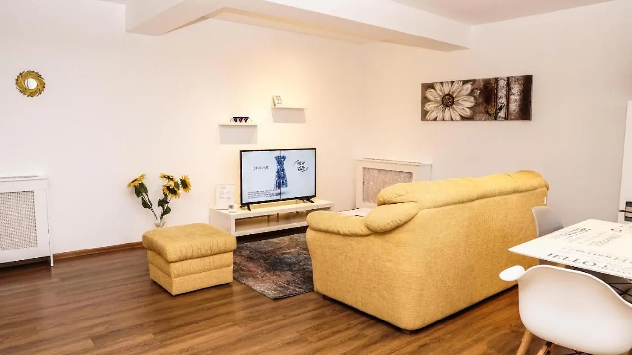 Apartment Tracia By Pipera Lake Apts. Bucharest