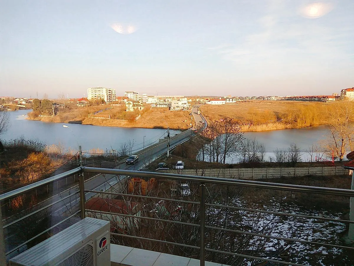 Tracia By Pipera Lake Apts. Bucharest